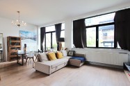 Gallery 01