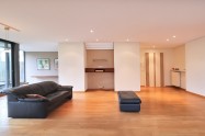 Gallery 01