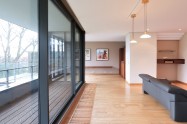Gallery 01