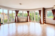 Gallery 01