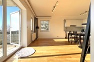 Gallery 01