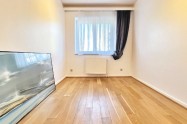 Gallery 01