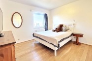 Gallery 01