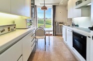 Gallery 01