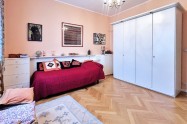 Gallery 01