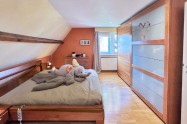 Gallery 01