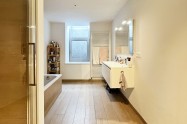 Gallery 01