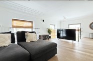 Gallery 01