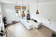 Gallery 01